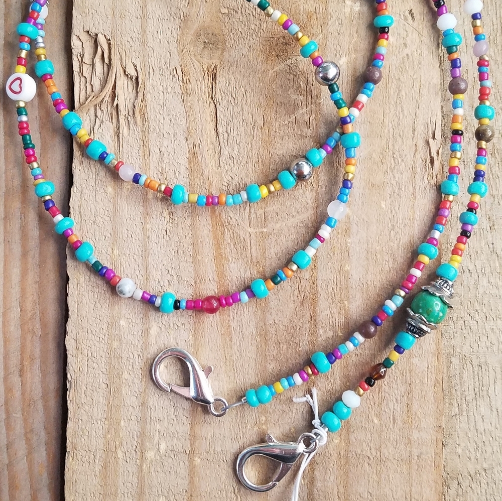 Beaded Mask Chain - Picture 5 of 5